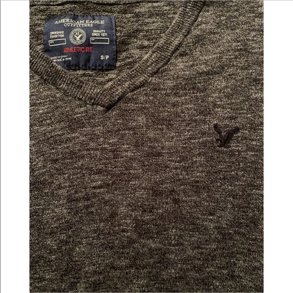 2/$20 American Eagle Gray Sweater - Picture 4 of 5